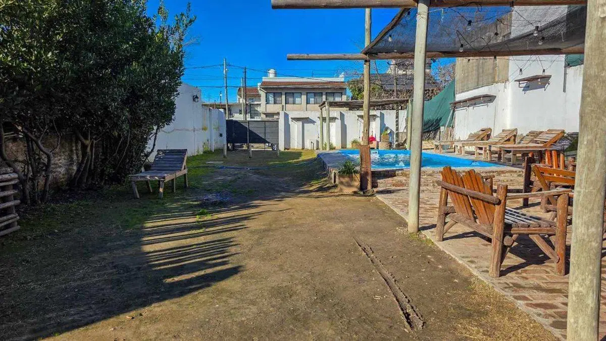 VENTA CASA 2 AMB PILETA PARRILLA  APTO CREDITO 4