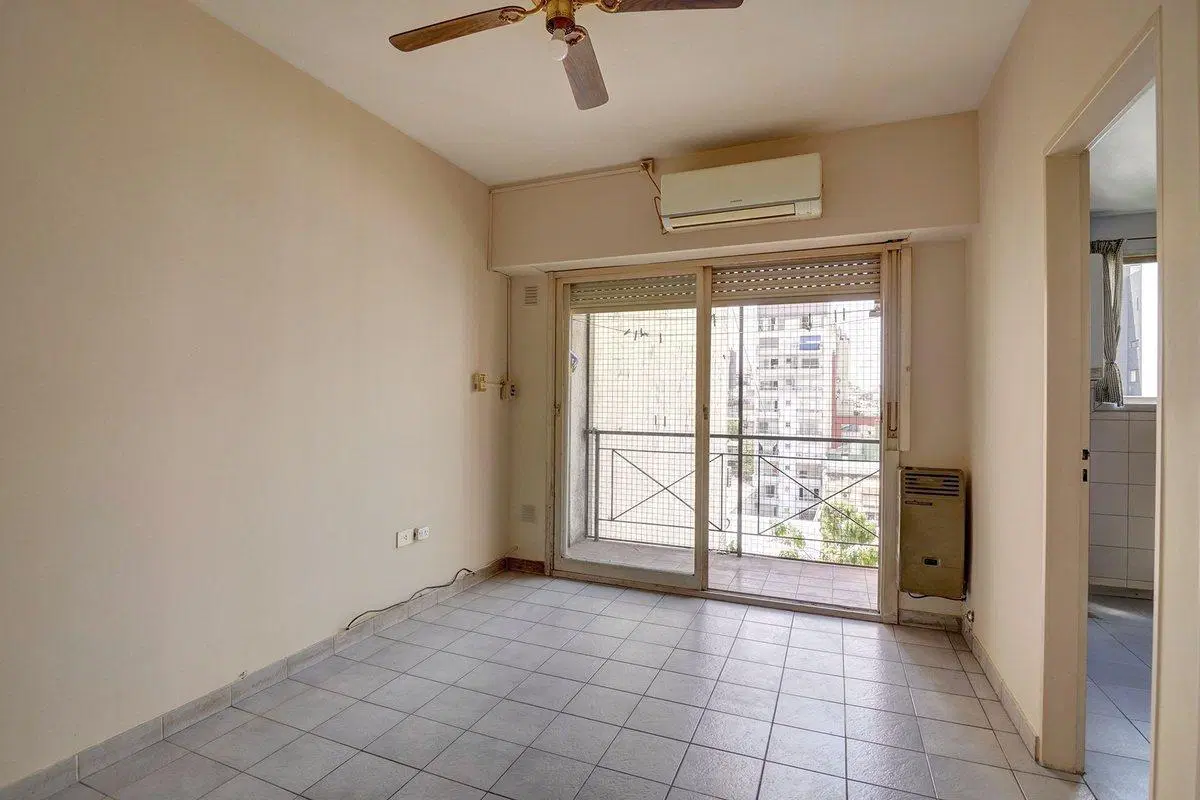 VENTA Mono PISO ALTO Balcon CREDITO. Caballito 3
