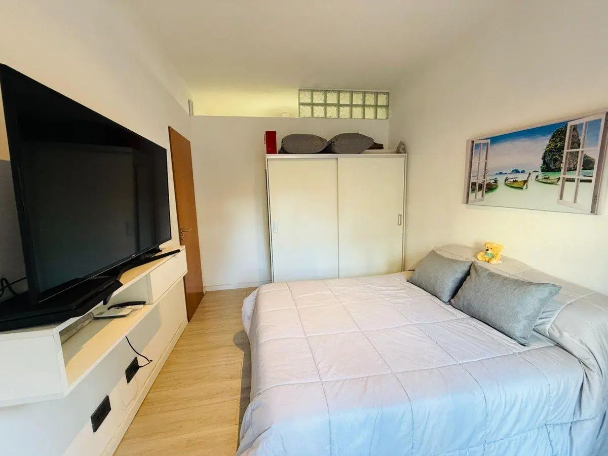 Departamento 3 ambientes en venta, Ramois Mejia 2