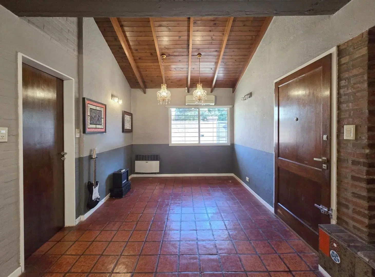 Casa 4 ambientes con quincho, piscina y cochera 5
