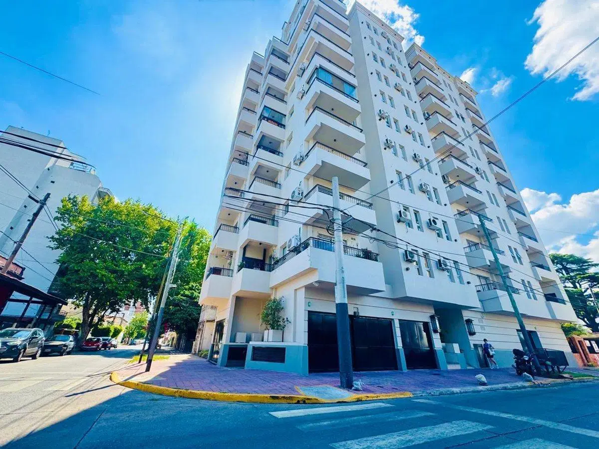 VENTA MONOAMBIENTE BALCON CON PARRILLA EN CASEROS 3