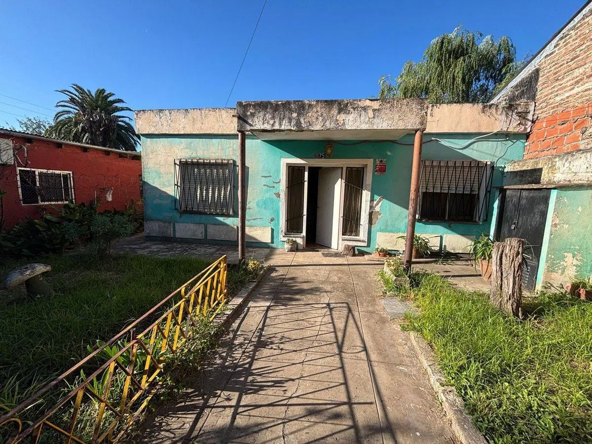 CASA 3 AMBIENTES A REFACCIONAR MERLO APTO CREDITO 5