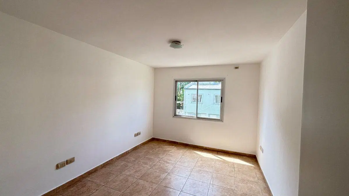 VENTA CASA DUPLEX 3 AMBIENTES, MERLO CENTRO 5