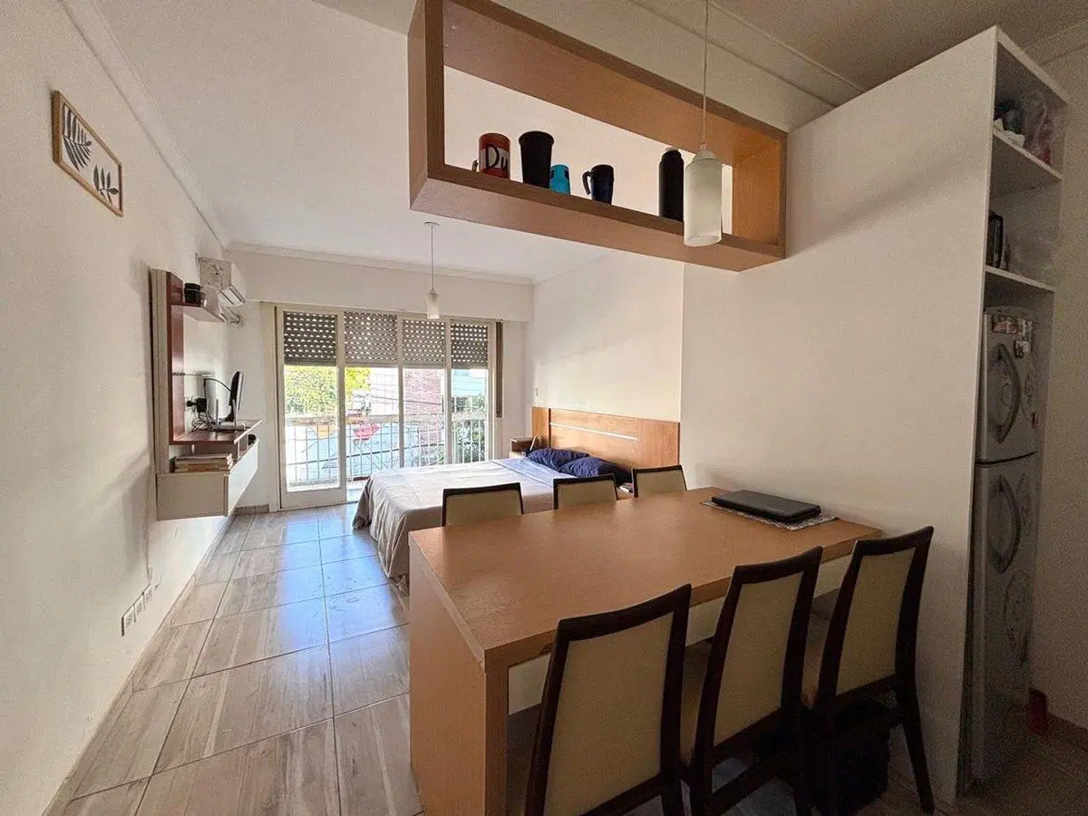 VENTA MONOAMBIENTE CASTELAR NORTE REFACCIONADO 5
