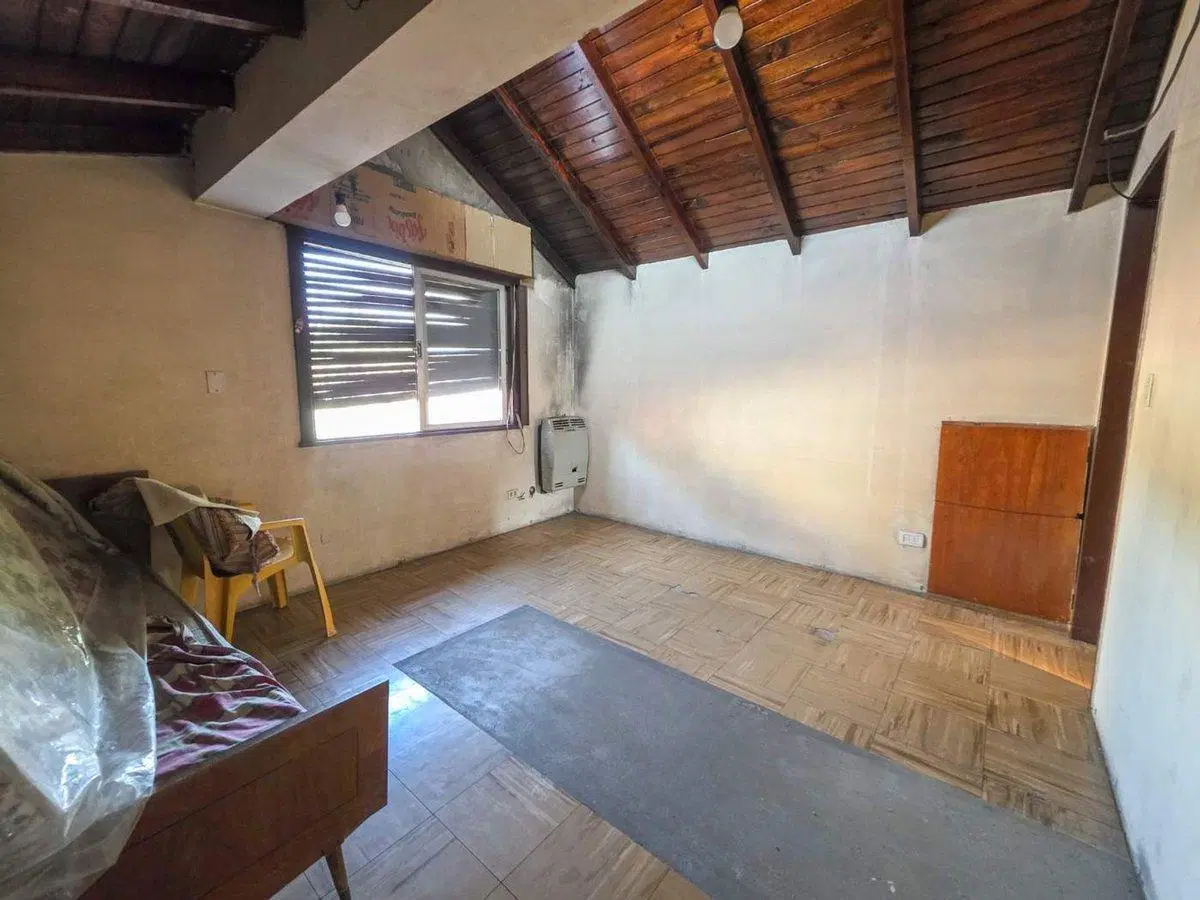 VENTA CASA 5 AMB + CASA 2 AMB LOTE 550M2 ITUZAINGO 5