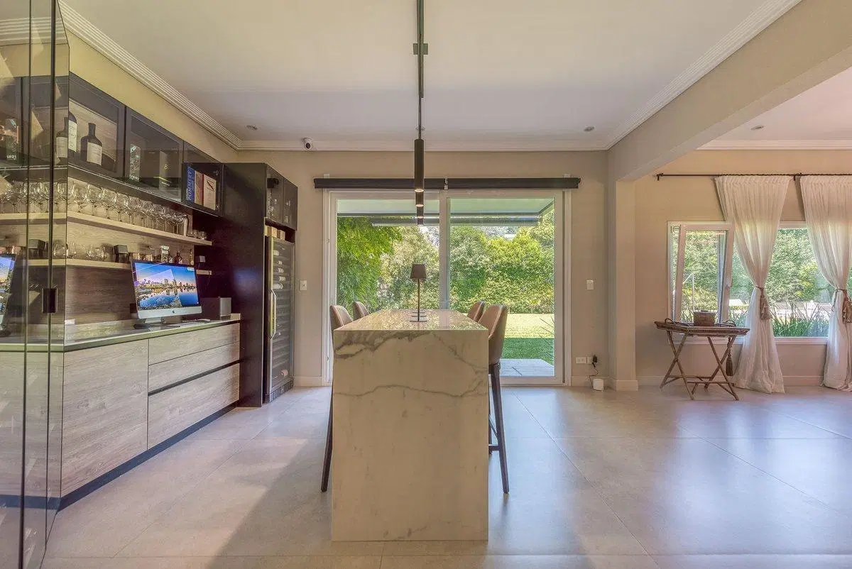 CASA 4/5 AMBIENTES VILLA BERTHA Doble lote APTO C. 3