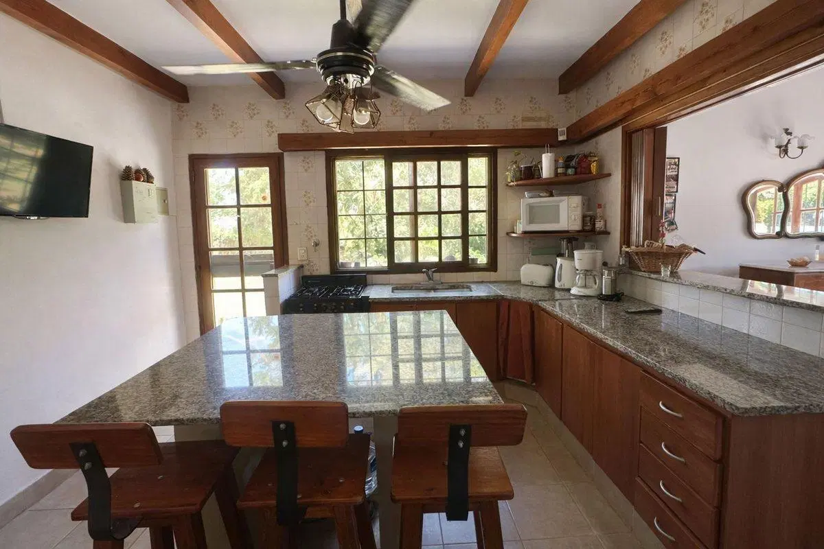 VENTA CHALET 5 AMB PILETA JARDIN EN EL MORO 2
