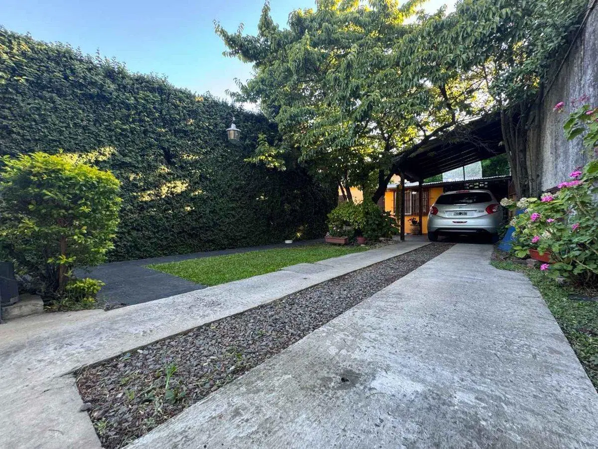 VENTA CASA 3 AMB Y DPTO 2 AMB LUZURIAGA COCHERA 2