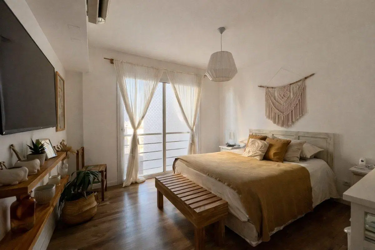 VENTA DEPTO 4 AMB C/2 COCHERAS -  CASTELAR 4