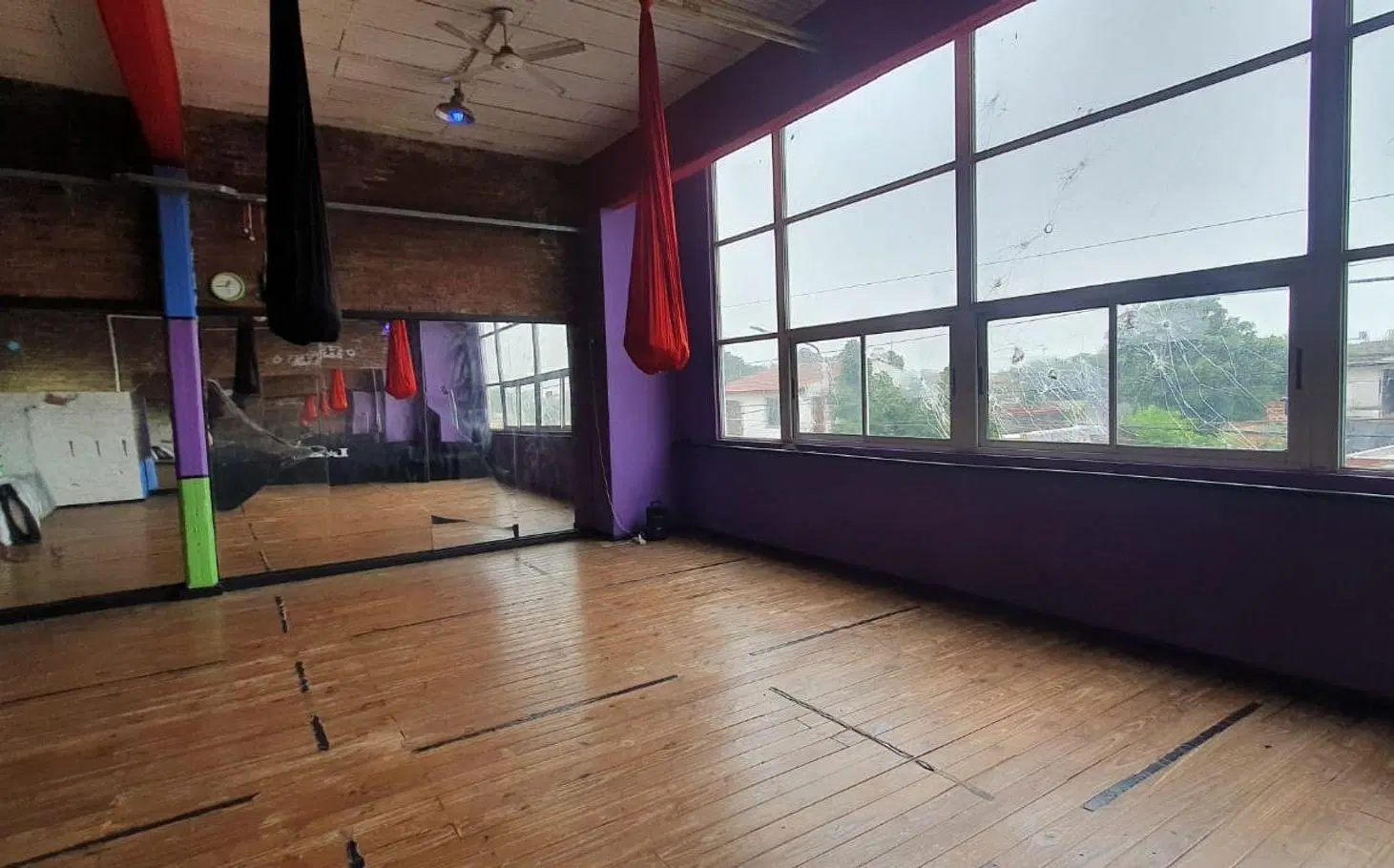 LOCAL SALÓN VENTA 1PISO R. CASTILLO LOCAL P BAJA 5