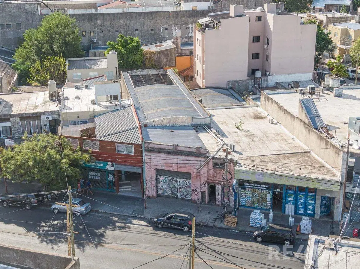 VENTA LOTE 407 M2 O GALPON DEPOSITO MORON CENTRO 4