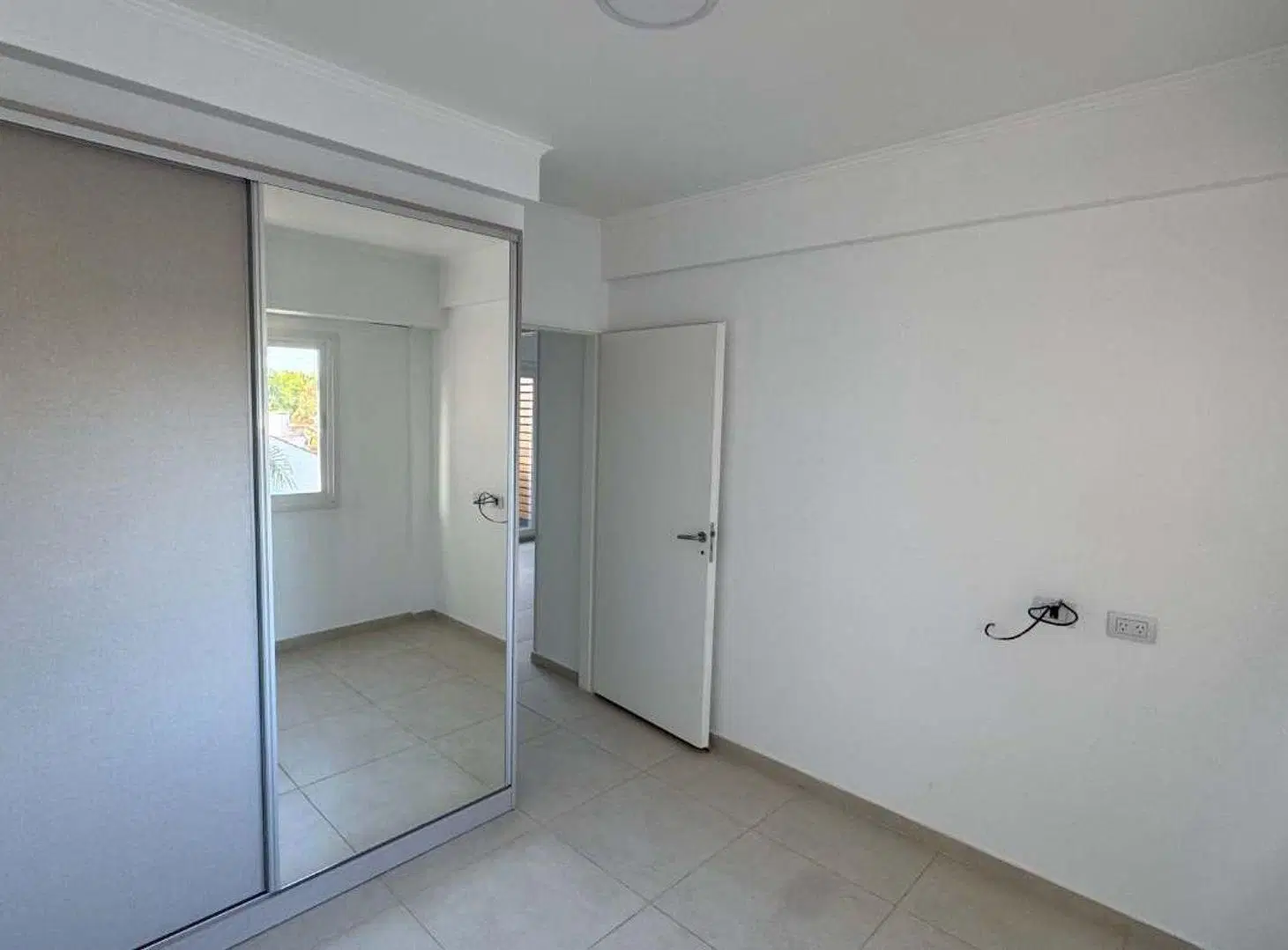 DEPARTAMENTO VENTA TRES AMB, COCHERA RAMOS MEJIA 3