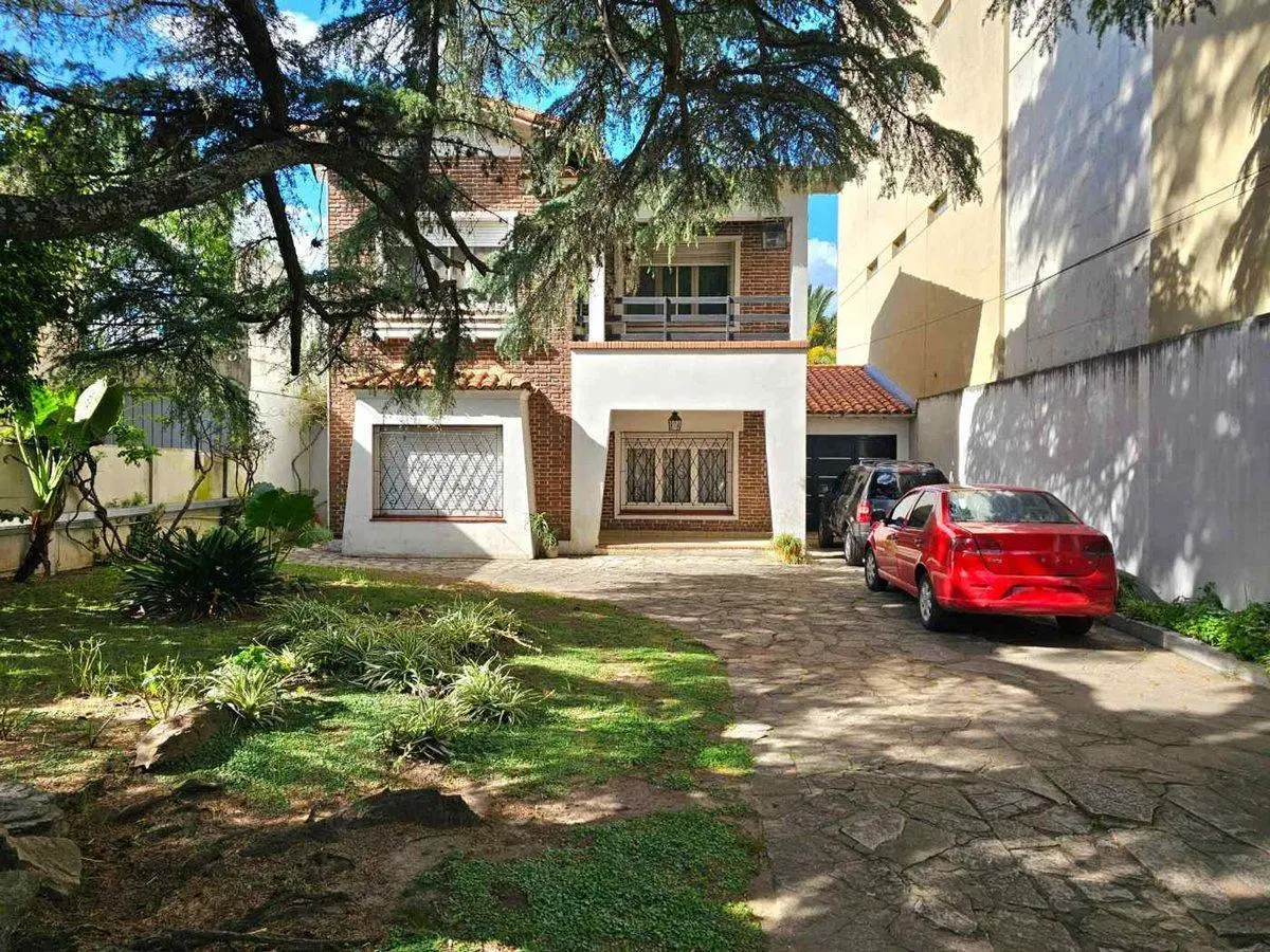 VENTA CASA 5 AMB QUINCHO PILETA LOTE MORENO CREDIT 4