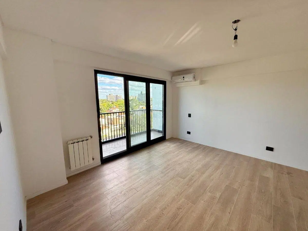 VENTA DPTO 4 AMB EN ITUZAINGO CON TERRAZA PROPIA 5