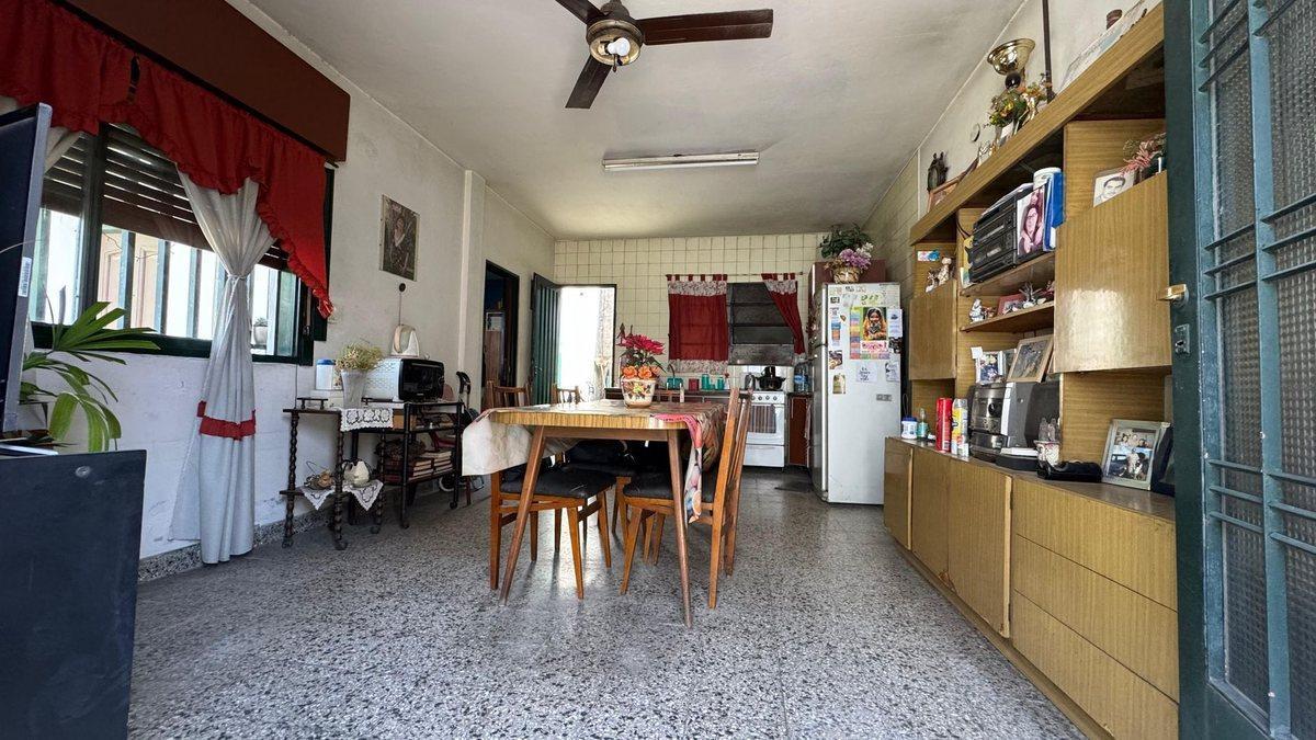 Foto de VENTA CASA 4 AMB EN LOTE DE 400 M2 ISIDRO CASANOVA, imagen 4
