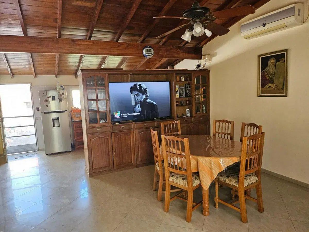 VENTA CASA 4 AMB JARDÍN Y COCHERA - CIUDAD JARDÍN 4