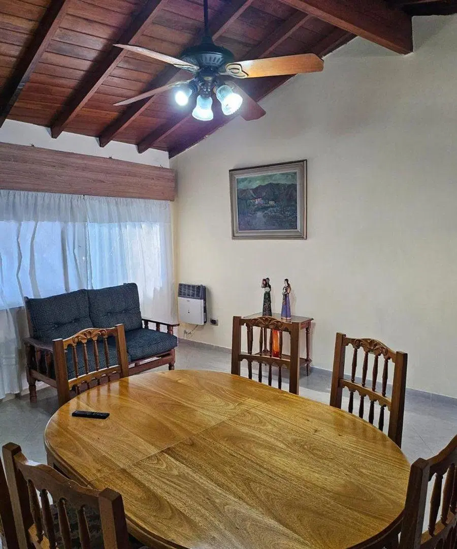VENTA CASA 4 AMB JARDÍN Y COCHERA - CIUDAD JARDÍN 2