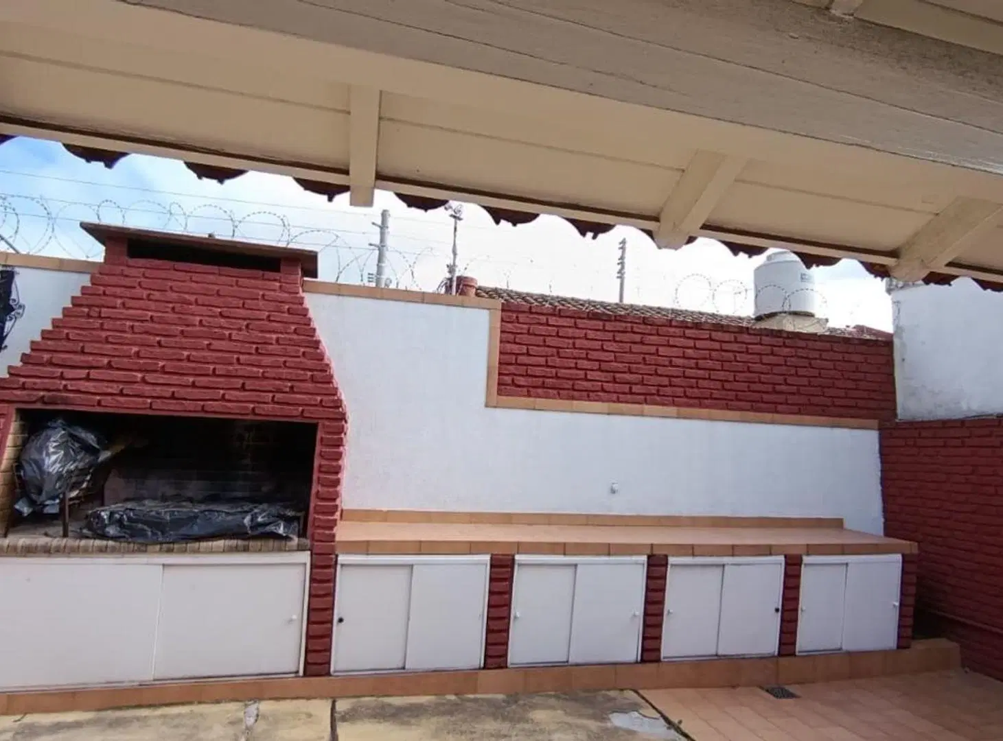 VENTA CASA 3 AMB C COCHERA  IMPERDIBLE EN MERLO 3