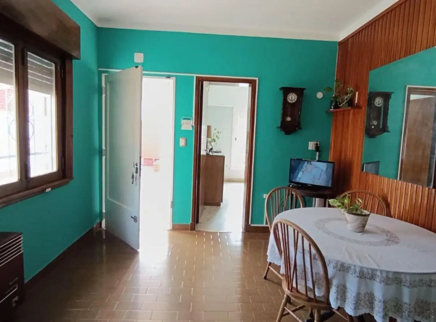 VENTA CASA 3 AMB C COCHERA  IMPERDIBLE EN MERLO 2