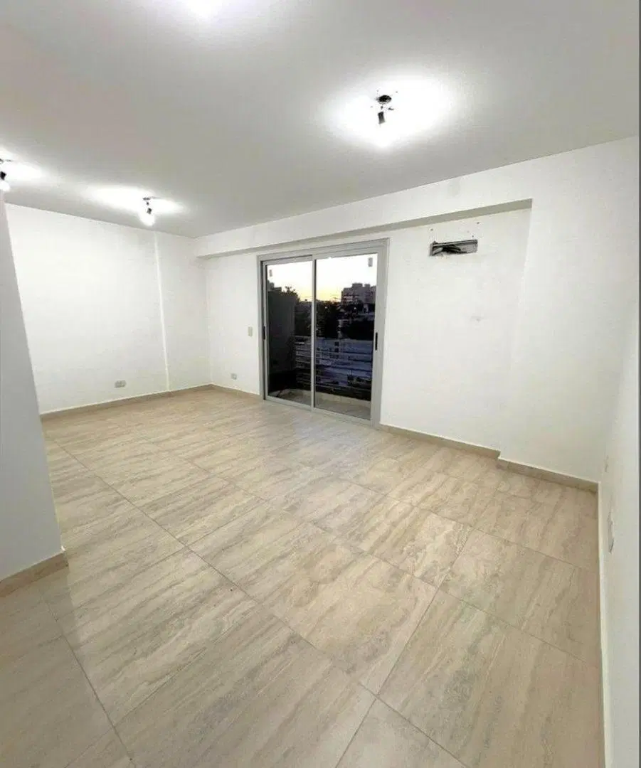 VENTA DEPARTAMENTO 2 AMBIENTES C/ COCHERA MORON 3
