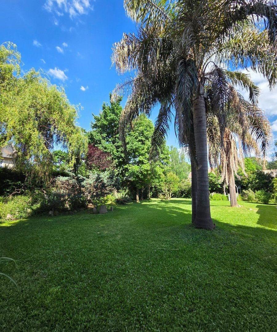 VENTA LOTE EN BARRIO CERRADO -PARQUE LELOIR