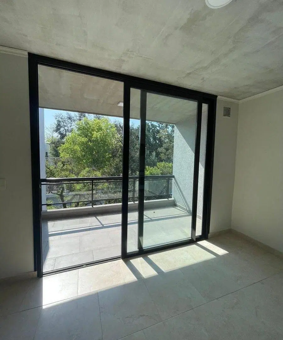 VENTA DEPTO 2 AMB C/BALCÓN -BAUL/COCH - MORENO 2