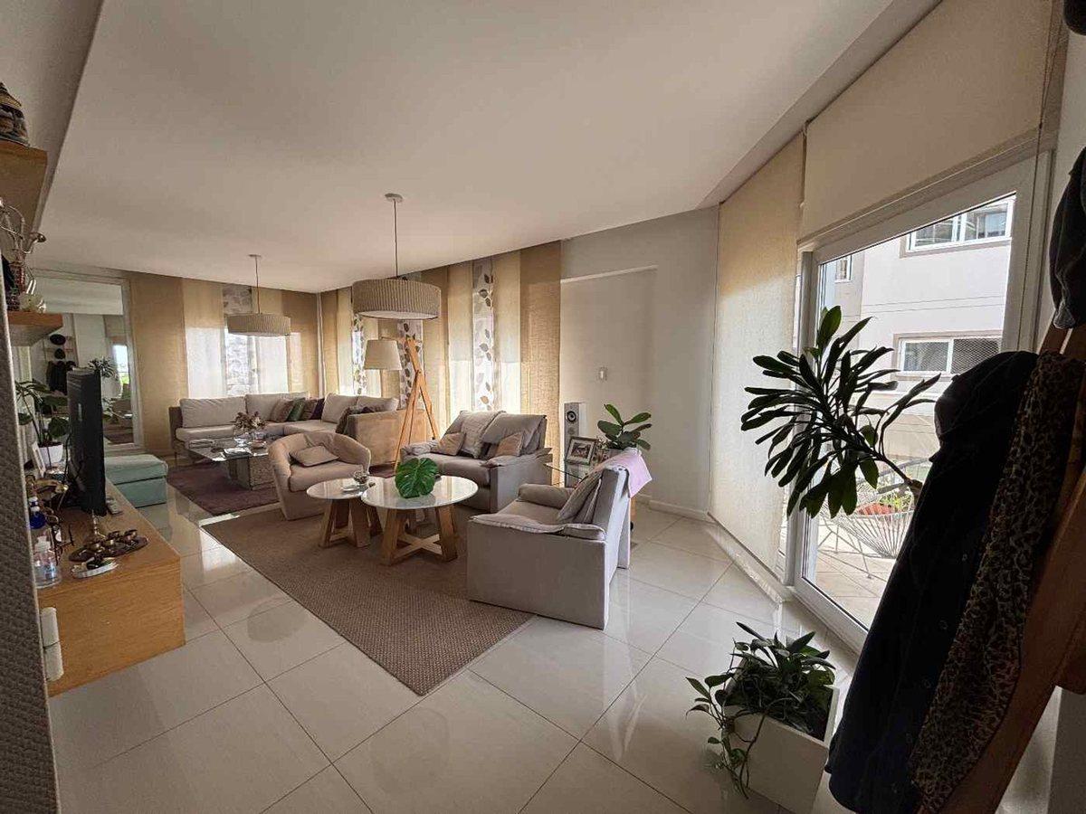 Venta depto de 4 amb, 2 cocheras Ramos Mejia
