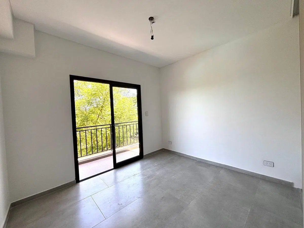 VENTA DEPTO 2 AMB TERRAZA Y COCHERA - ITUZAING0 2