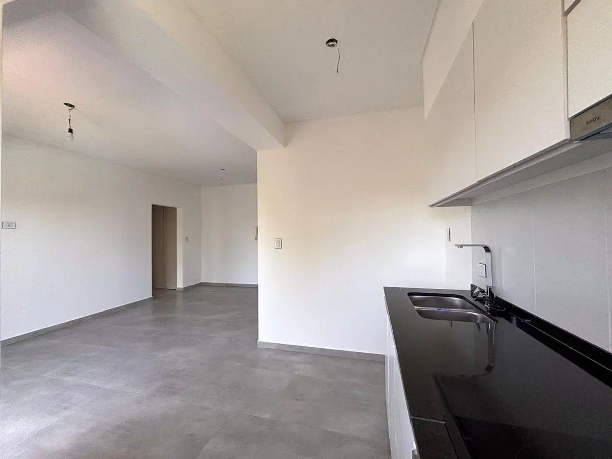 VENTA DEPTO 2 AMB TERRAZA Y COCHERA - ITUZAING0 4