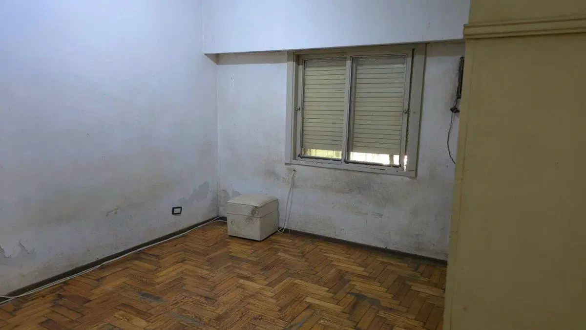VENTA- CASA 3AMB. C/COCHERA +DEPTO 3AMB.- R. MEJÍA 3