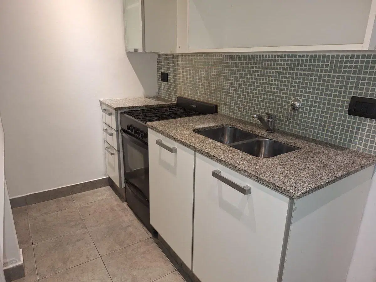 VENTA DEPTO LOCAL PH CON COCHERA HAEDO NORTE 4