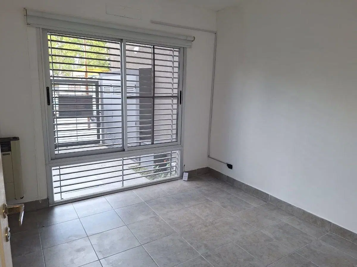 VENTA DEPTO LOCAL PH CON COCHERA HAEDO NORTE 5