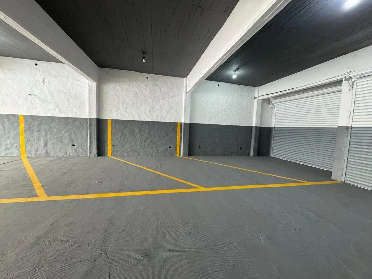 VENTA EDIFICIO COMERCIAL ESTRENAR COCHERAS MERLO 5
