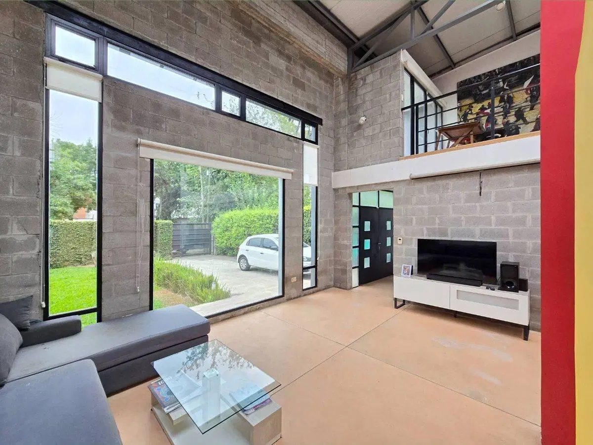 CASA DE DISEÑO 4 AMB- PARQUE LELOIR 5