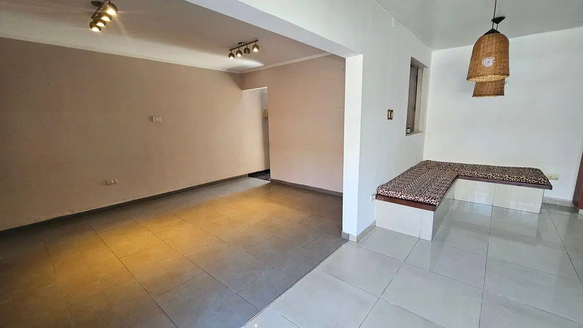 VENTA PH 4 AMB PILETA Y QUINCHO PARQUE AVELLANEDA 5