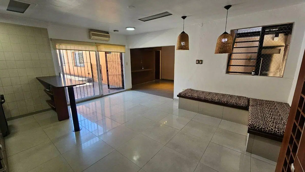VENTA PH 4 AMB PILETA Y QUINCHO PARQUE AVELLANEDA 4