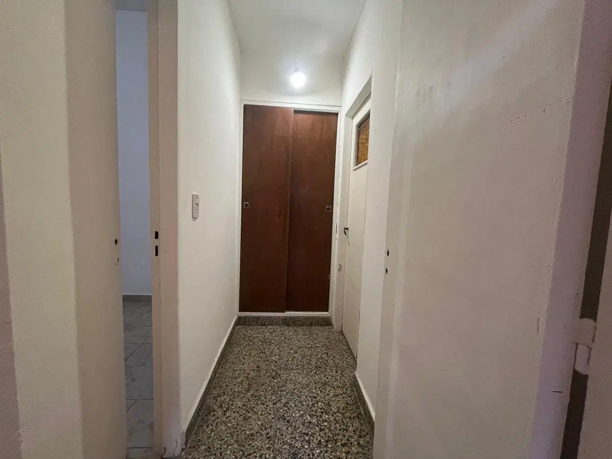 VENTA PH 3 AMB + ESCRITORIO EN PLANTA BAJA MORON 2