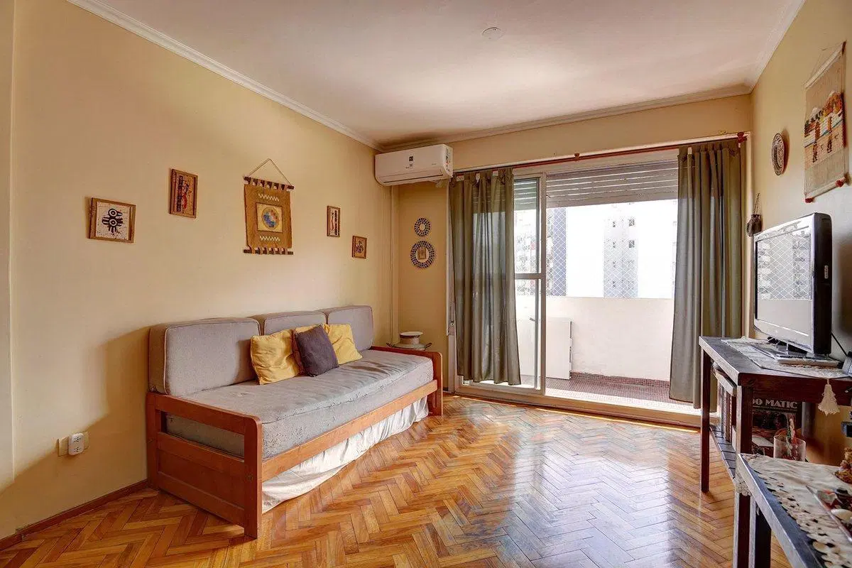 HERMOSO 4 Amb con Dep.Balcón. Piso Alto. Caballito 2