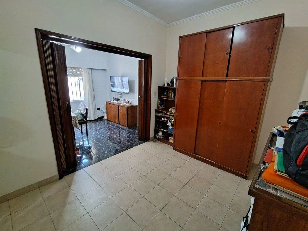 VENTA Casa con Jardín y Galpón - OPORTUNIDAD 3