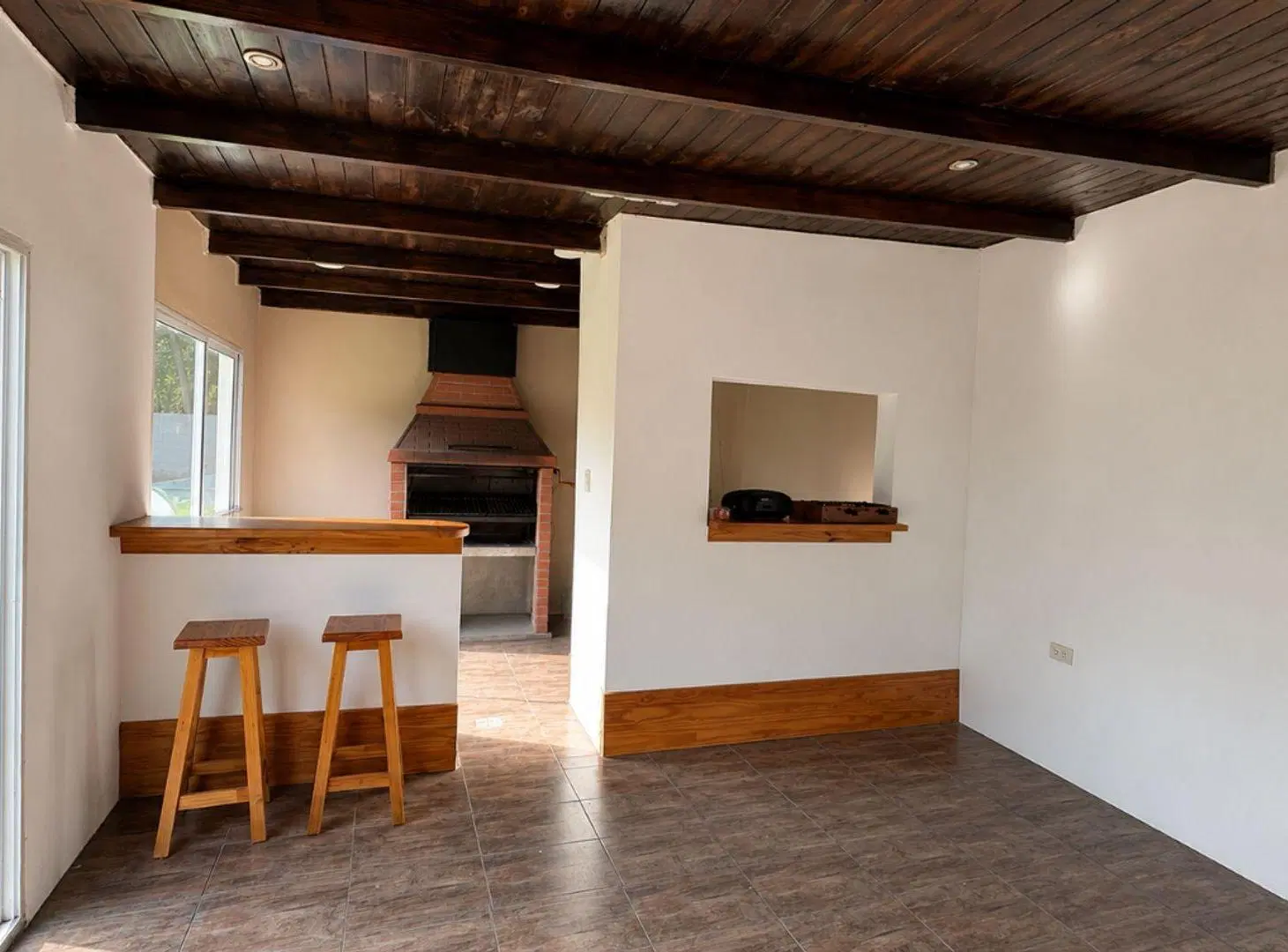 VENTA CASA CON QUINCHO EN MERLO 4