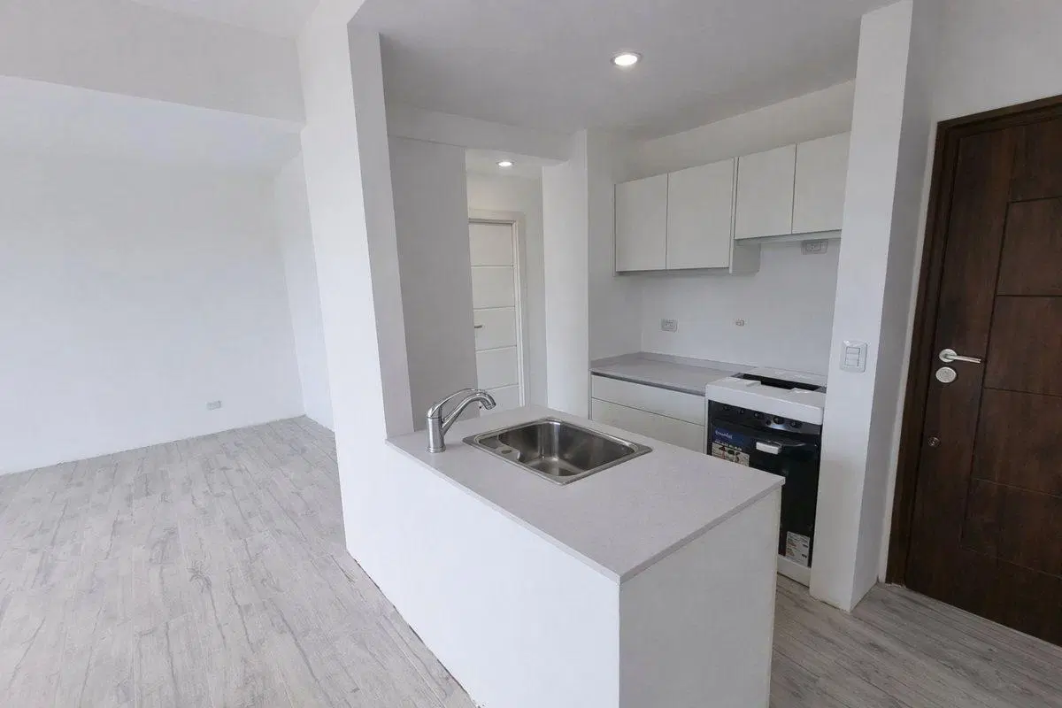 VENTA MONOAMBIENTE DIVISIBLE 41 M2 ITUZAINGO NORTE 2