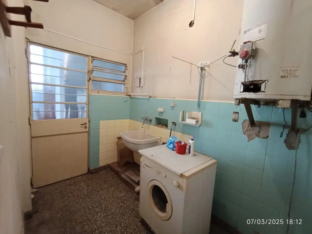 VENTA CASA 5 AMB C/DEPOSITO AP CREDITO EN HAEDO 3