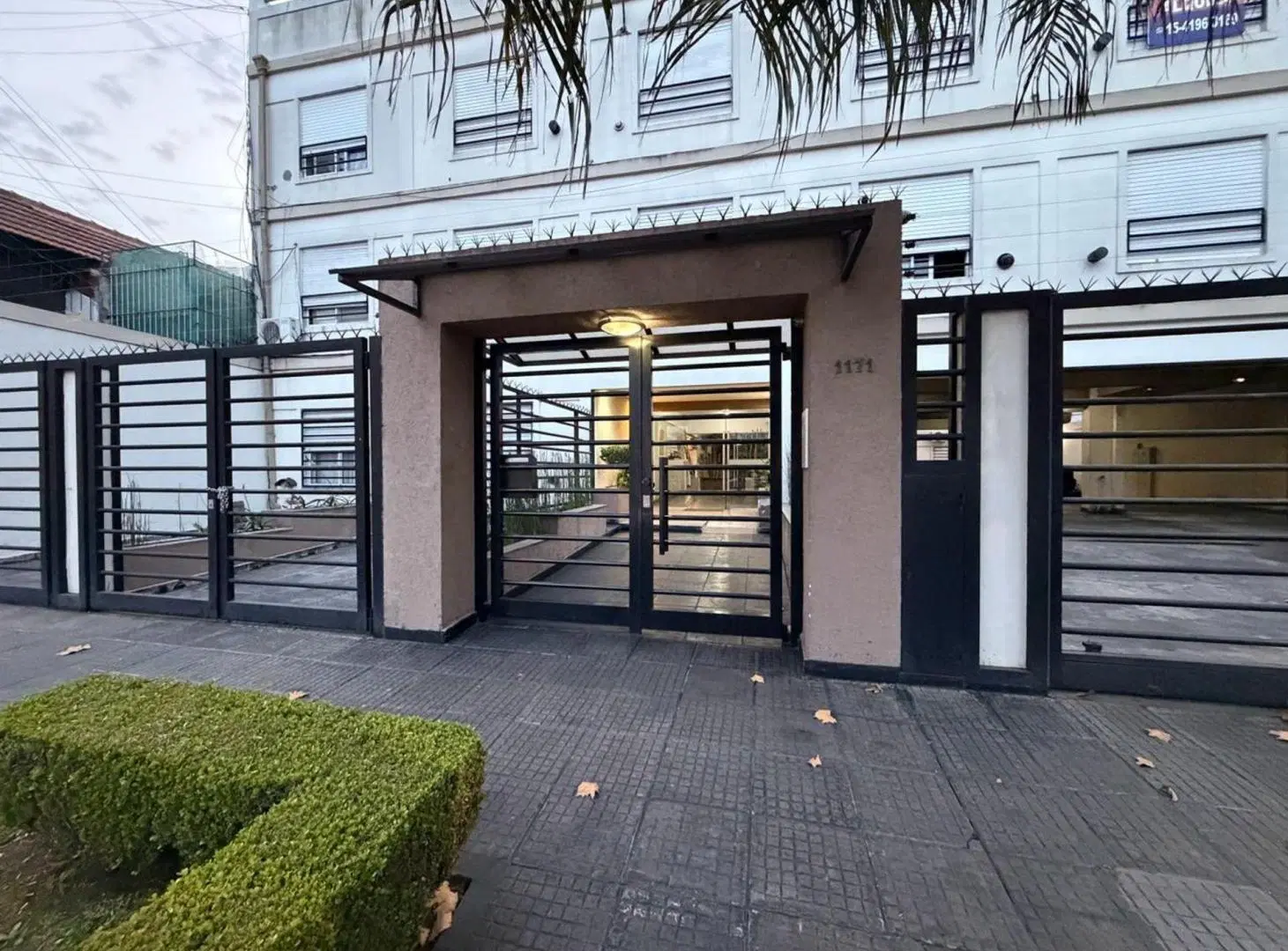 VENTA DEPARTAMENTO 2 AMBIENTES CON TERRAZA HAEDO 3