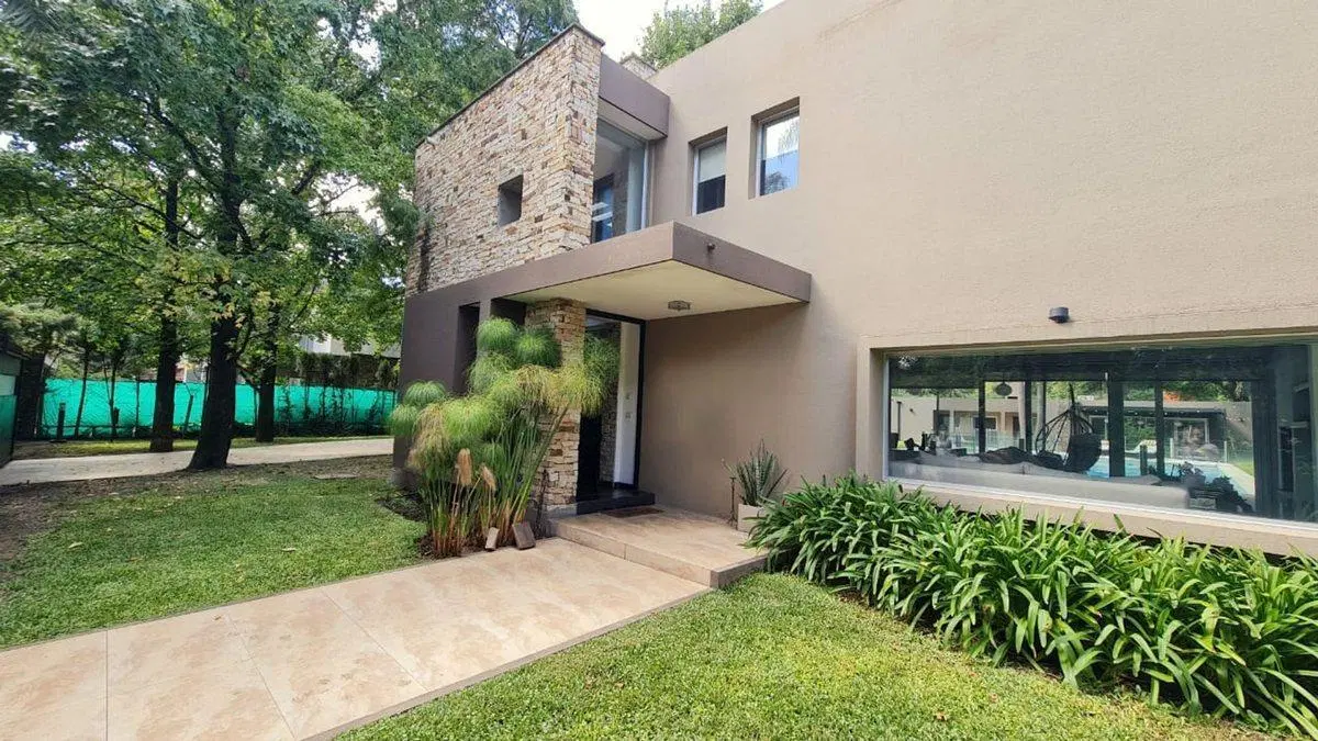 VENTA CASA 5 AMB APTO CREDITO  PARQUE LELOIR ITUZ 5