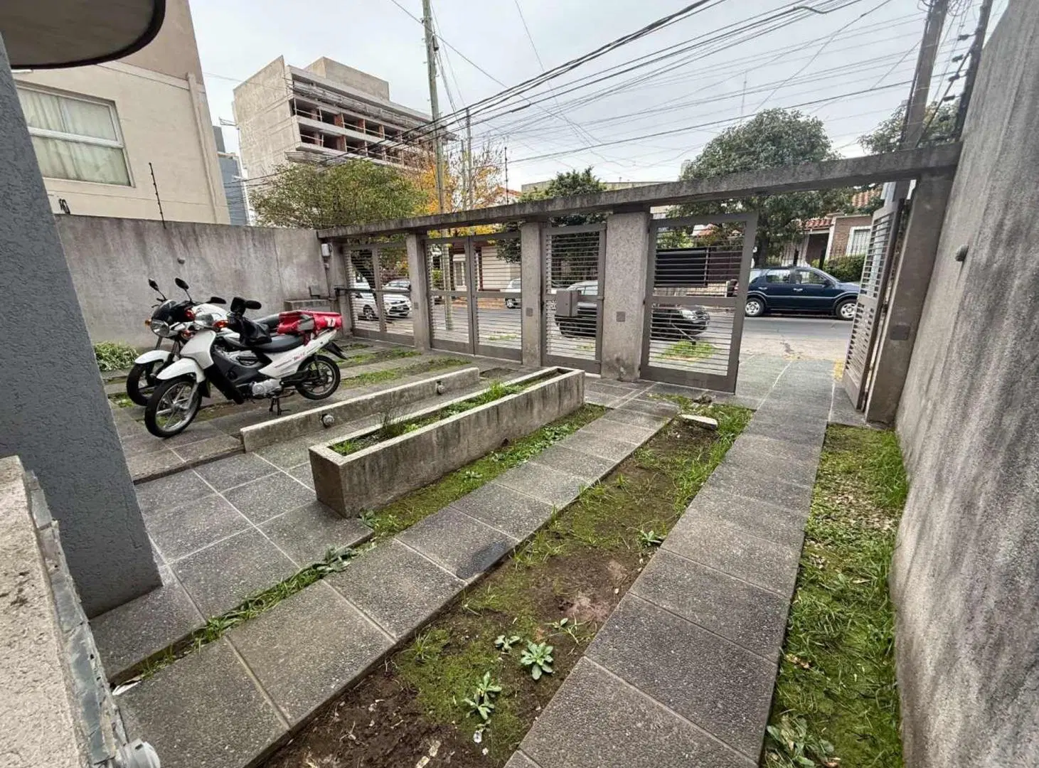VENTA COCHERA UF DESCUBIERTA MORÓN 2