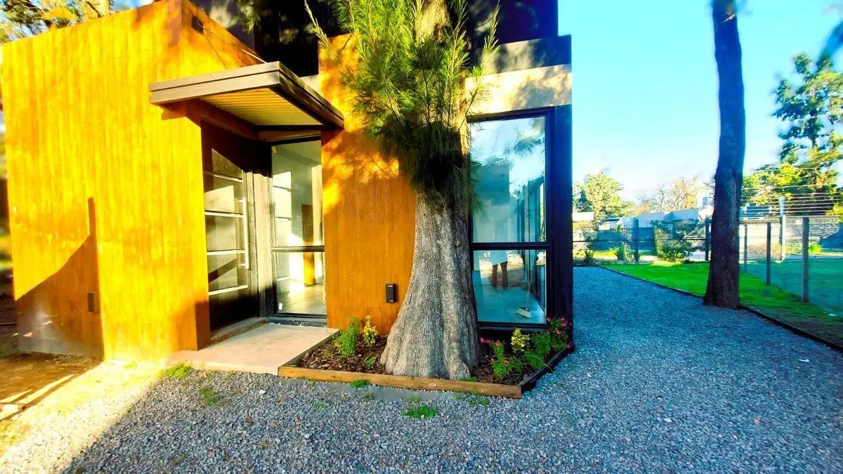 VENTA 4 AMB CASA DUPLEX BARRIO ALTOS DEL MONTE 4
