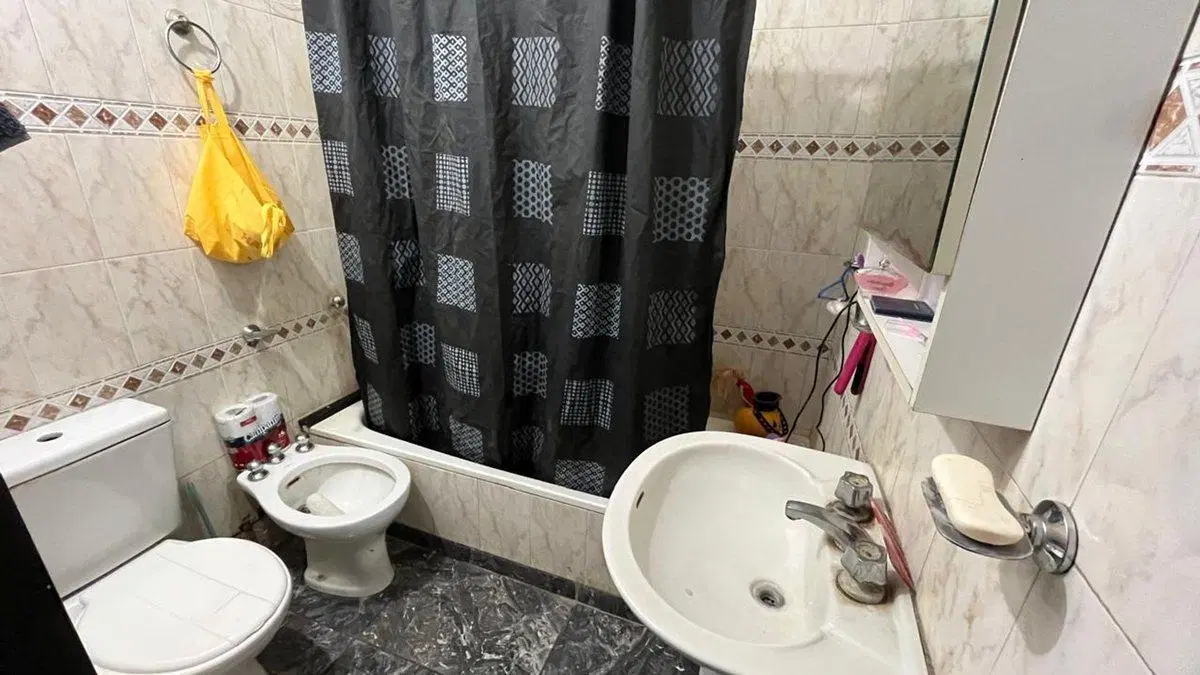 VENTA CASA 4 AMB Y DEPTO 3 AMB HURLINGHAM MORRIS 5