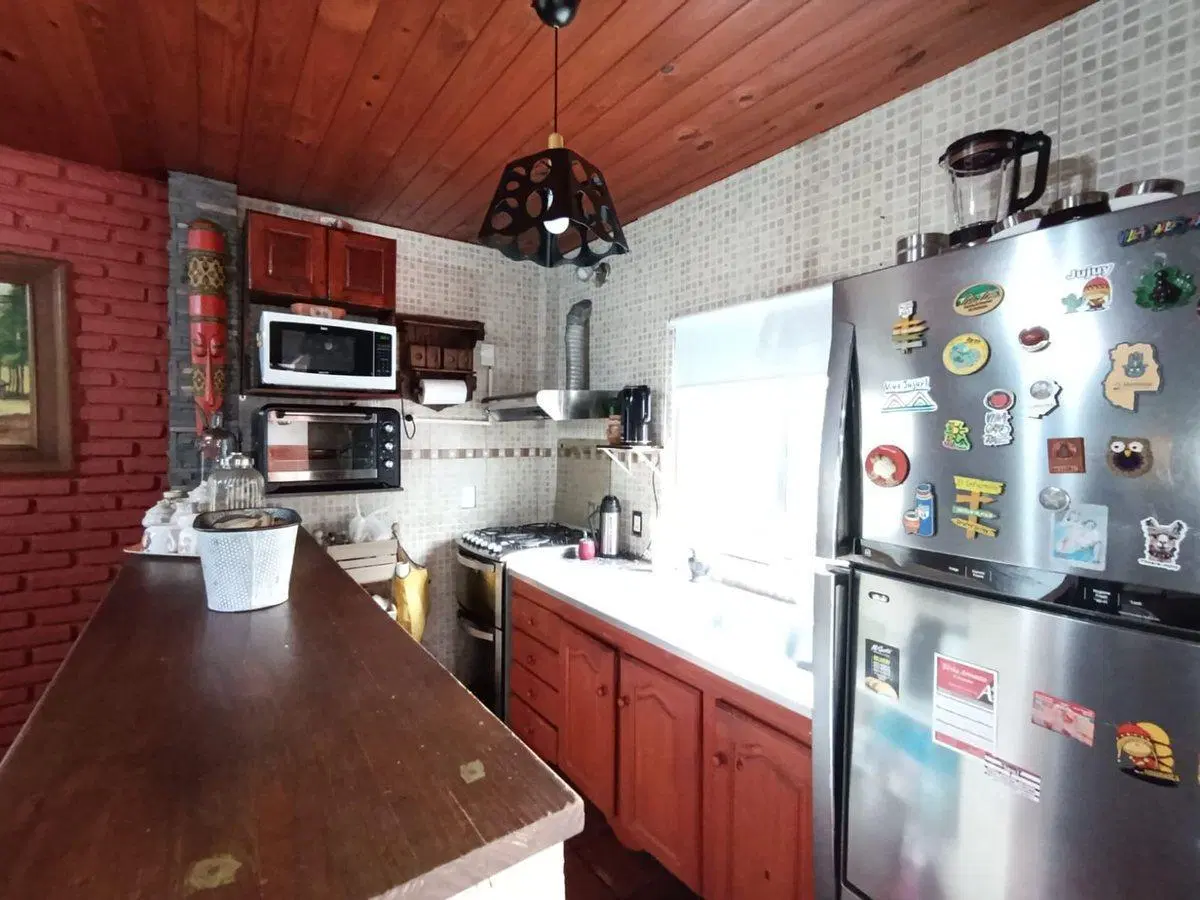 VENTA CASA 4 AMBIENTES -IMPERDIBLE - EN  MORENO 5