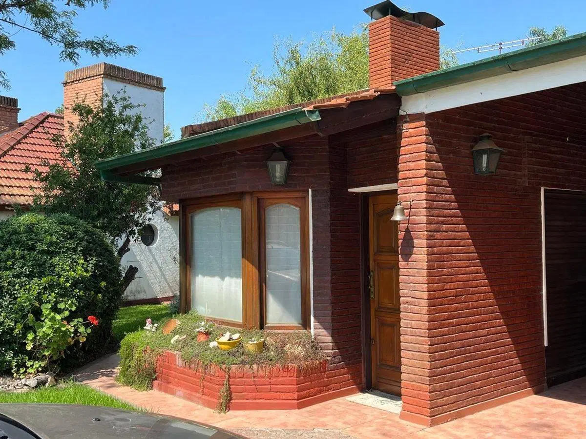 VENTA CASA 3 AMB BANCO PROVINCIA MORENO APT CREDIT 3