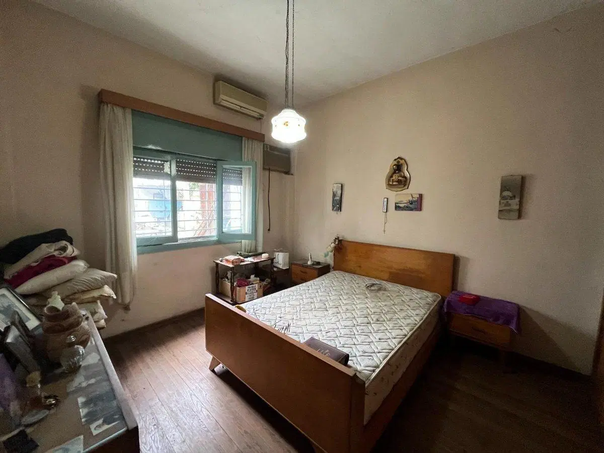 Casa 3 amb a refaccionar con locales El Palomar 5